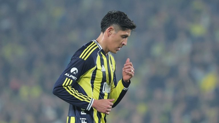 Fenerbahçeli Edson Alvarez’den ıslıkların ardından dikkat çeken paylaşım
