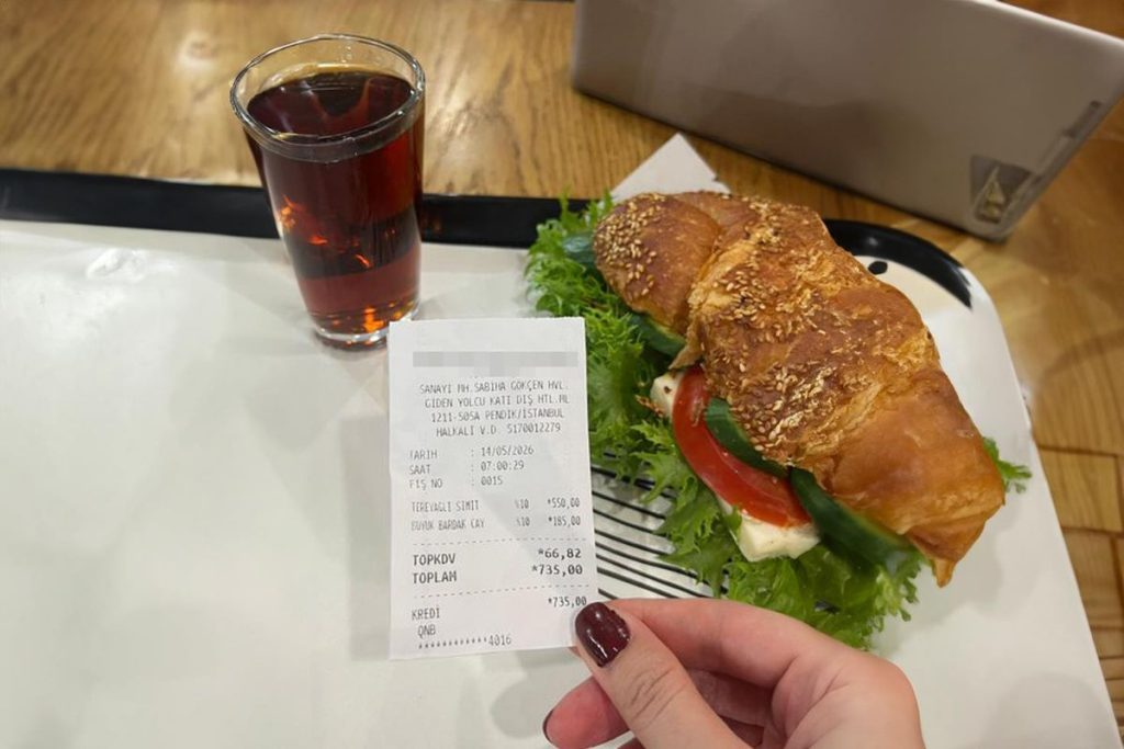 Sabiha Gökçen Havalimanı’nda 735 TL’lik sandviç ve çay hesabı gündem oldu