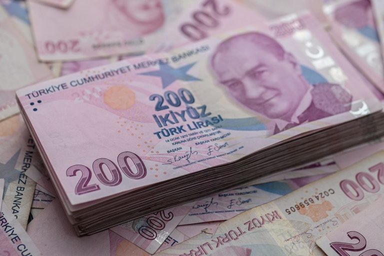 Yumaklı: 1,35 milyar liralık tarımsal destek ödemesi bugün hesaplarda